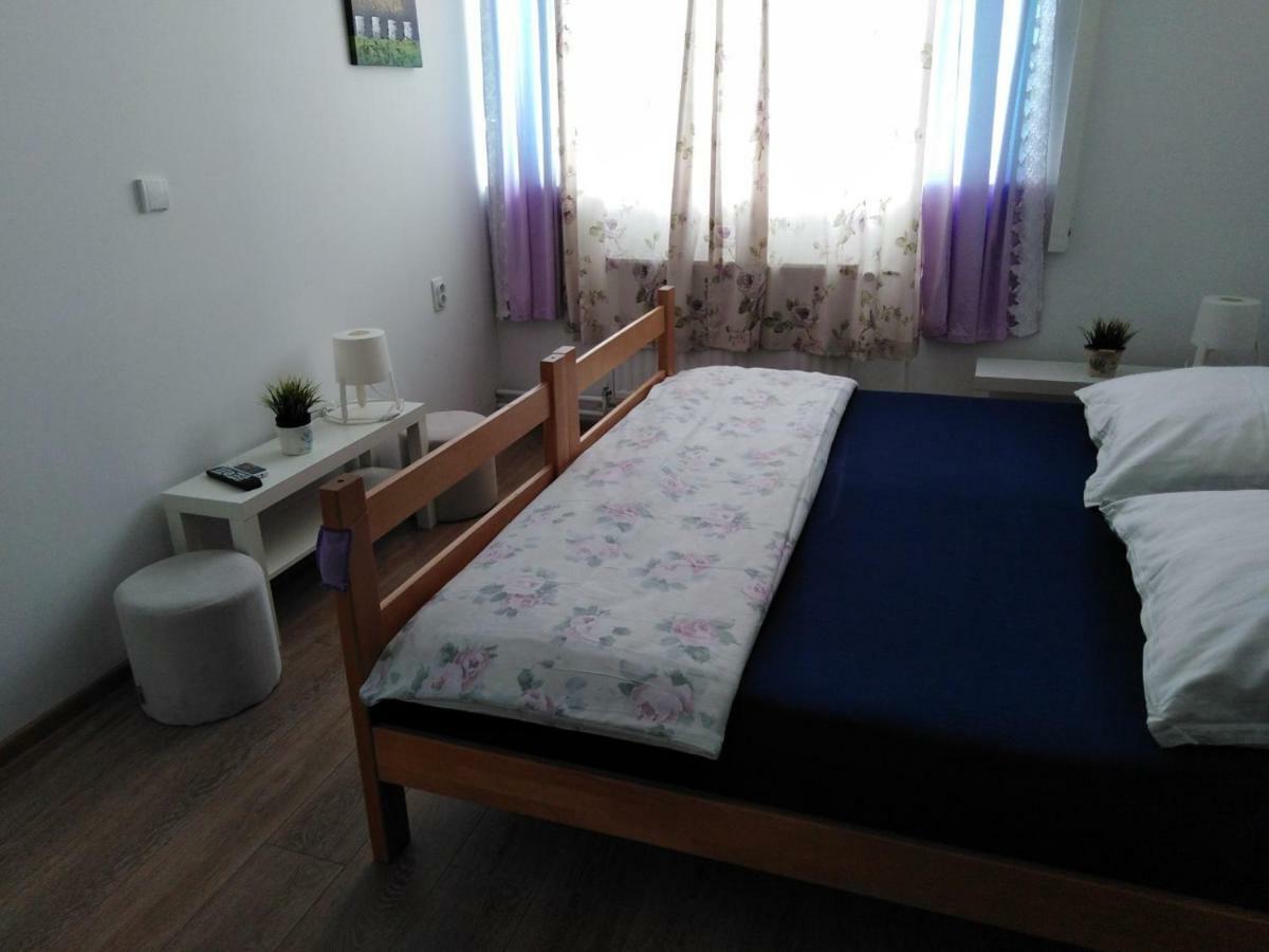 Guesthouse Night&Day Σουμπότικα Εξωτερικό φωτογραφία